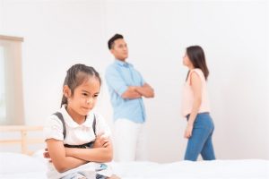 Chia sẻ về vấn đề dạy con trong gia đình mâu thuẫn